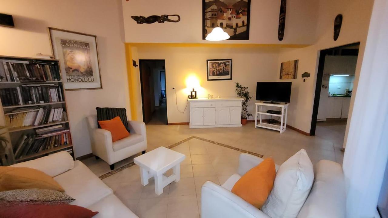 Апартаменти El Patio Del Aromo Пуерто-Мадрін Екстер'єр фото